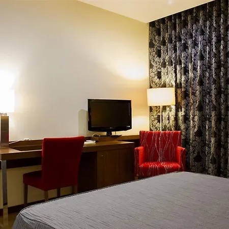 Aguiar Da Pena Hotel 3*