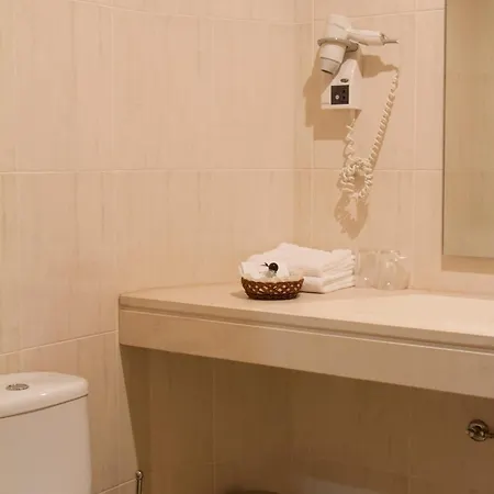 Aguiar Da Pena Hotel