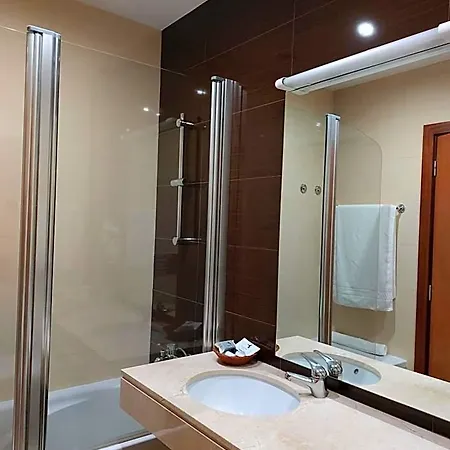 Aguiar Da Pena Hotel