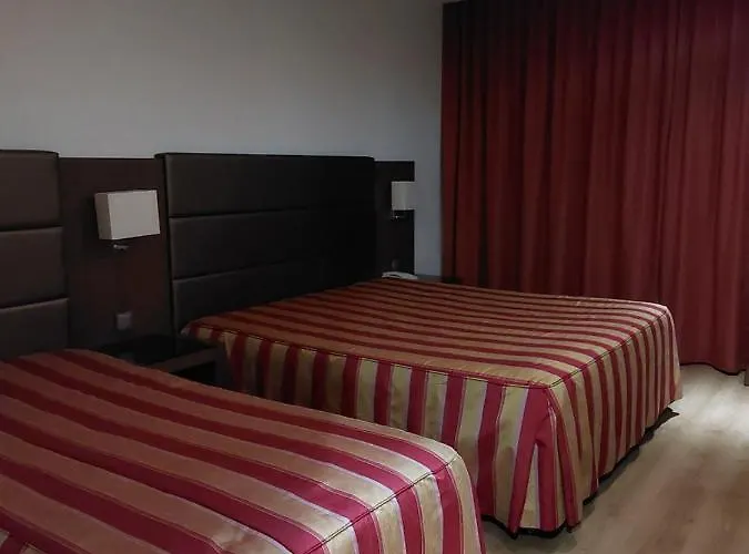 Hotel Aguiar Da Pena 3*