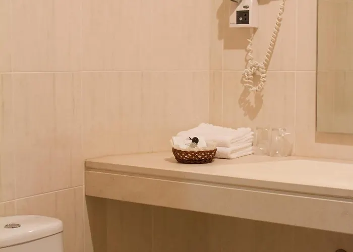 Aguiar Da Pena Hotel