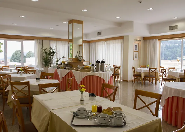 Aguiar Da Pena Hotel 3*