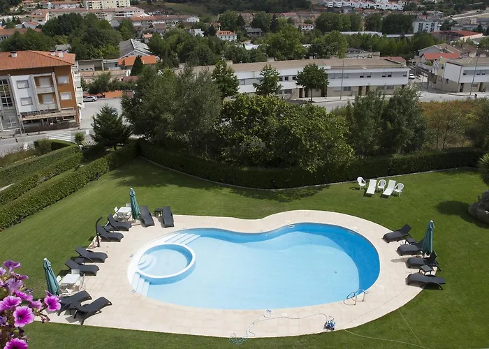 Aguiar Da Pena Hotel